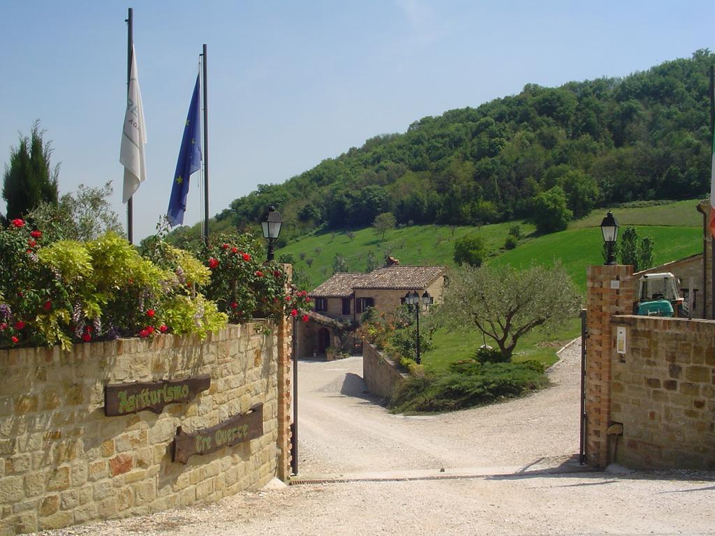 Agriturismo Tre Querce Penna San Giovanni Luaran gambar