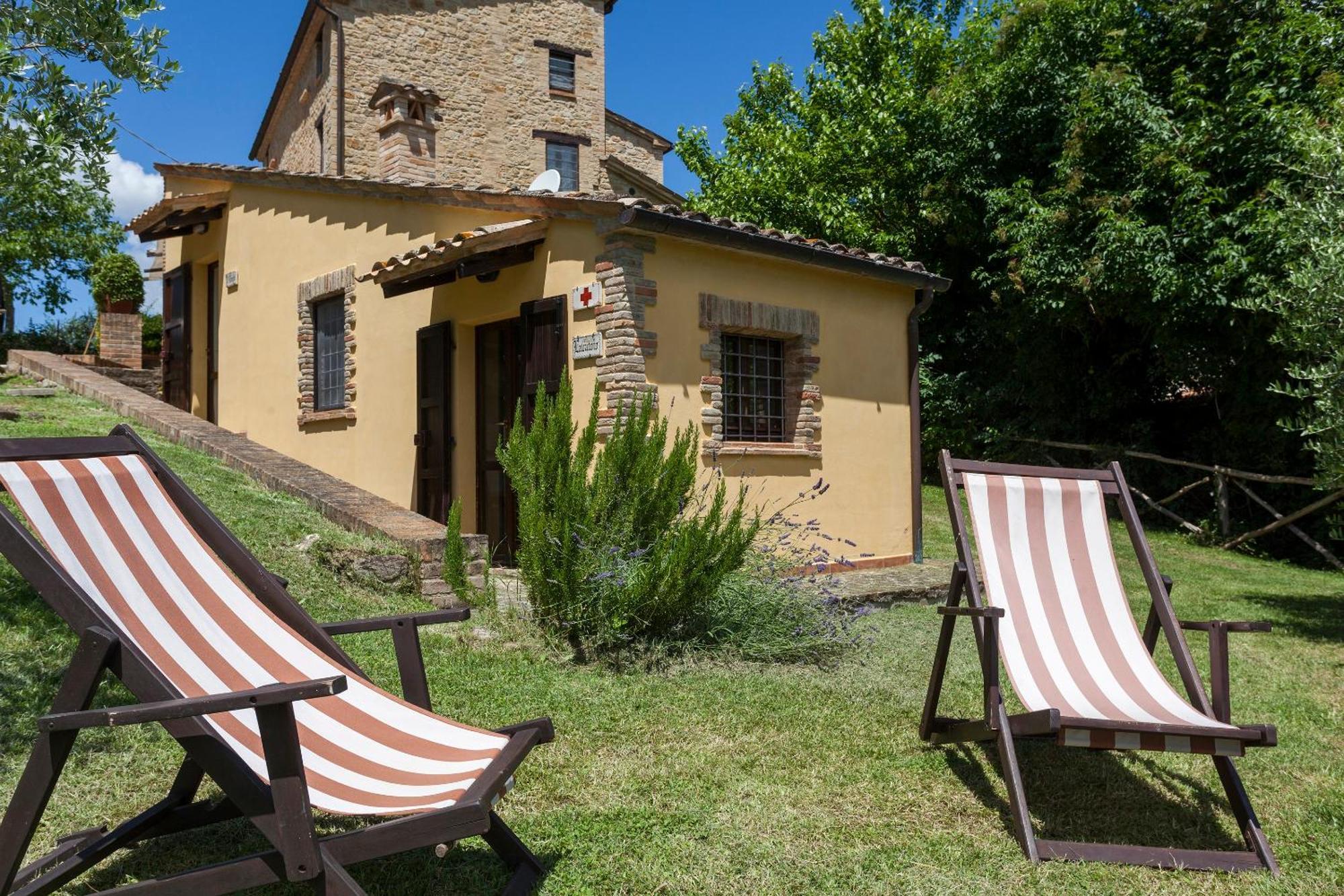 Agriturismo Tre Querce Penna San Giovanni Luaran gambar